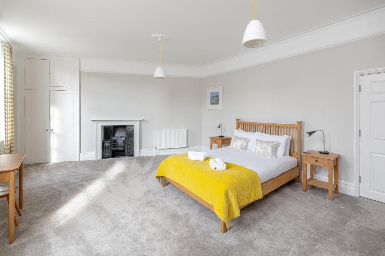 Spacious Maisonette With Parking - 10 Mins Walk From Bath Abbey - 2 Bed & 2 Бат Екстериор снимка